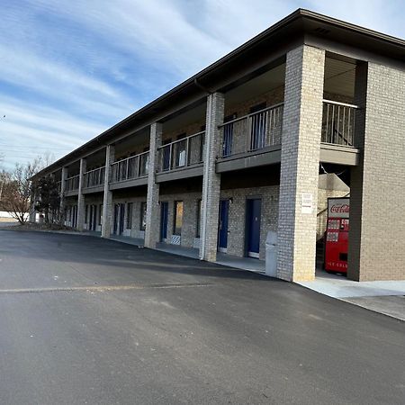 Days Inn By Wyndham Morristown Extérieur photo