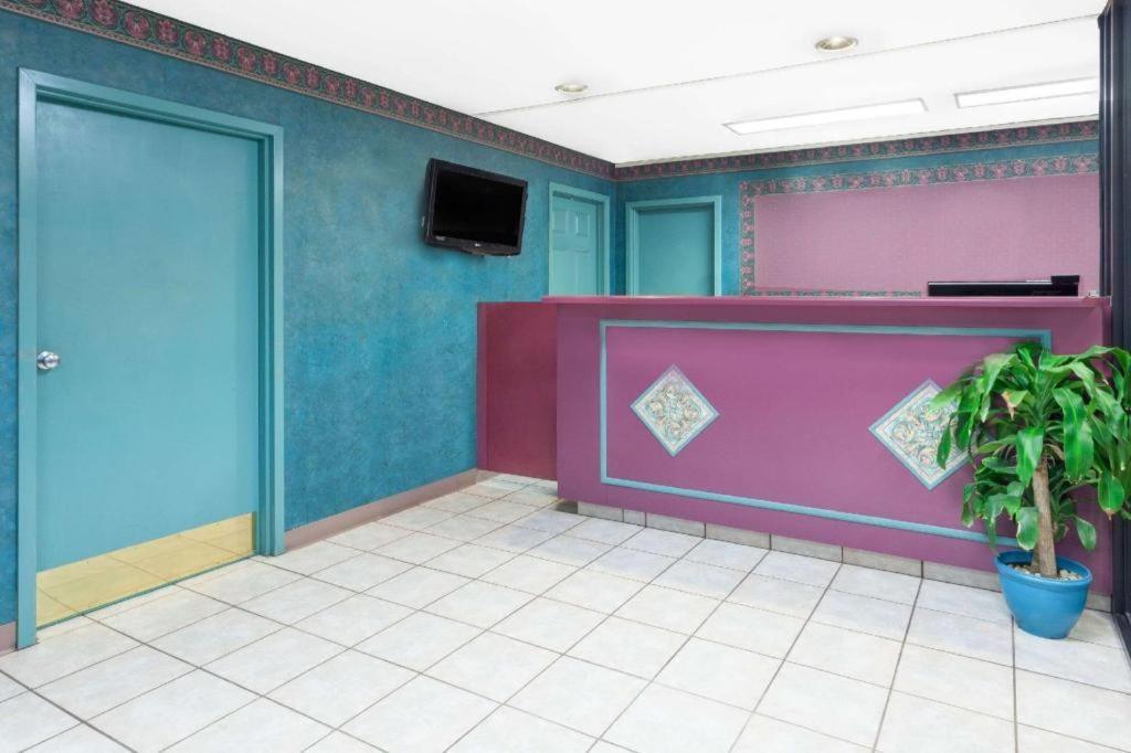 Days Inn By Wyndham Morristown Extérieur photo